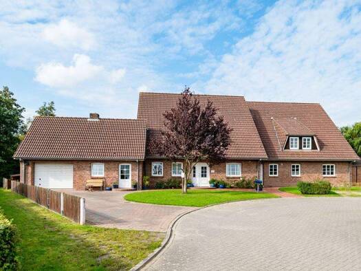 Mehrfamilienhaus zum Kauf 798.000 € 12 Zimmer 384 m² 1.097 m² Grundstück Klanxbüll 25924