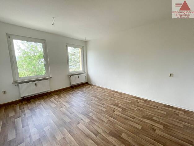 Wohnung zur Miete 285 € 2 Zimmer 57 m² 1. Geschoss Neue Siedlung 41 Breitenbrunn Breitenbrunn/Erzgebirge 08359