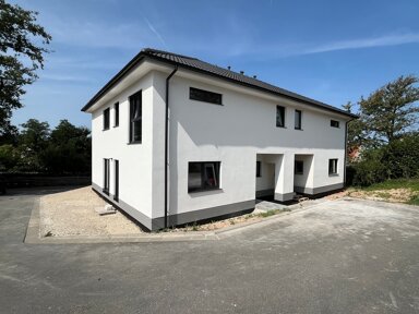 Haus zum Kauf 495.000 € 4 Zimmer 143 m² 240 m² Grundstück frei ab sofort Buch 34 Buch Gremsdorf 91350