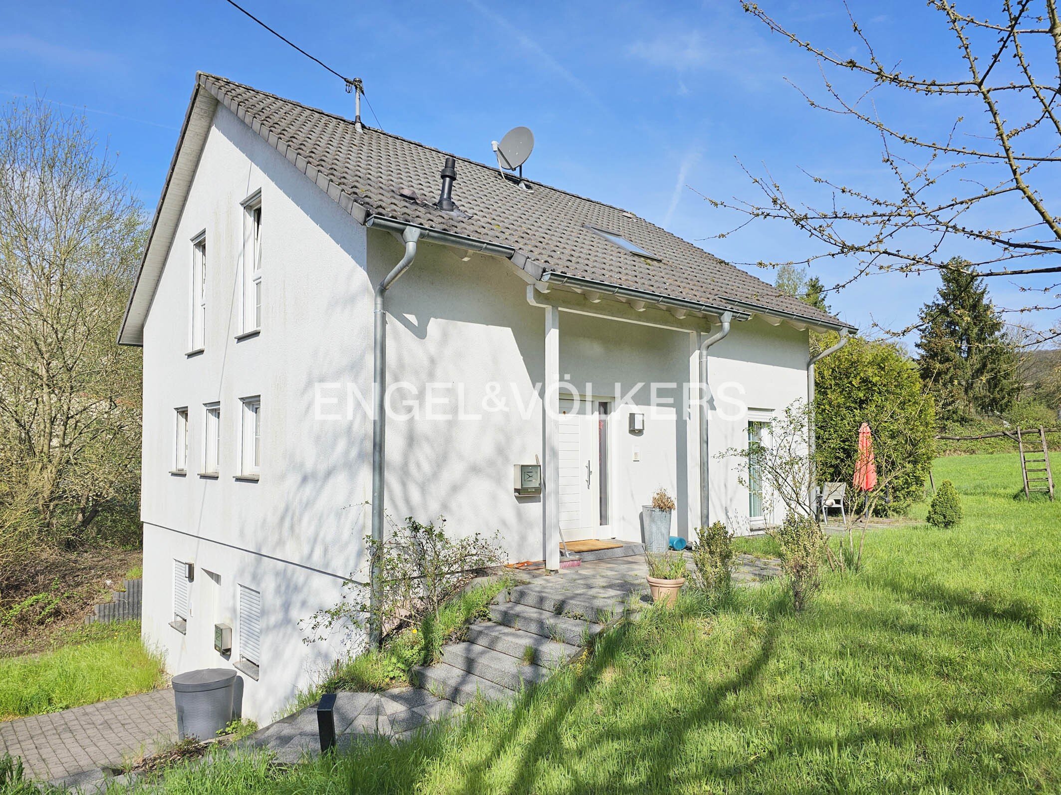 Einfamilienhaus zum Kauf 559.000 € 7 Zimmer 200 m²<br/>Wohnfläche 2.000 m²<br/>Grundstück Beckingen Beckingen 66701