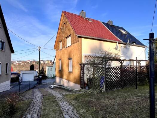 Doppelhaushälfte zum Kauf 79.000 € 3 Zimmer 77,3 m² 625 m² Grundstück Waldenburg 08396