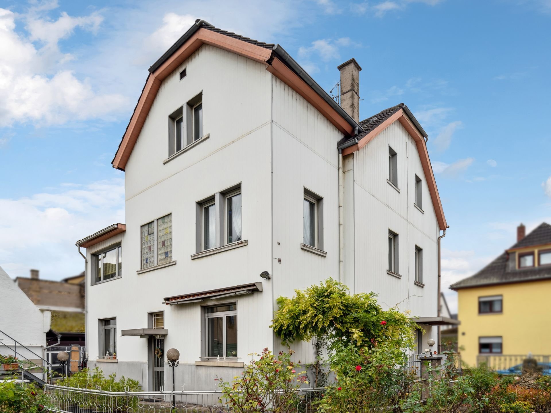 Einfamilienhaus zum Kauf 620.000 € 9 Zimmer 280 m²<br/>Wohnfläche 945 m²<br/>Grundstück Budenheim 55257