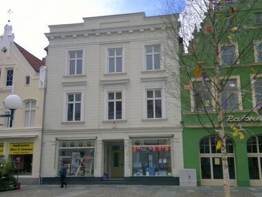 Wohnung zur Miete 434 € 2 Zimmer 51 m² 2. Geschoss frei ab 01.10.2024 Markt 9 Altstadt Güstrow 18273