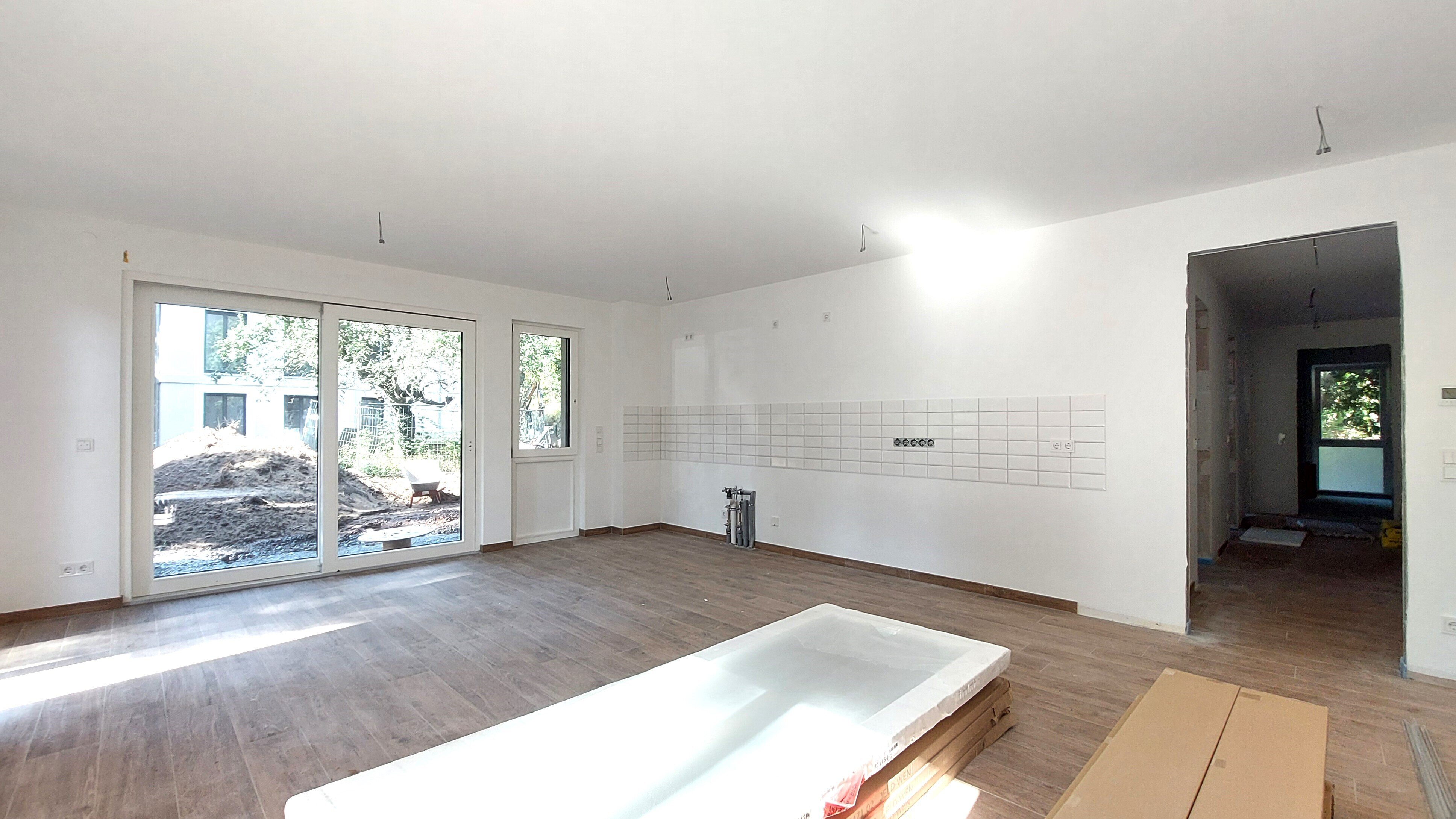 Terrassenwohnung zur Miete 1.810 € 4 Zimmer 103,4 m²<br/>Wohnfläche 1.<br/>Geschoss 01.02.2025<br/>Verfügbarkeit Keppgrundstraße 13 Kleinzschachwitz-Nord Dresden 01259