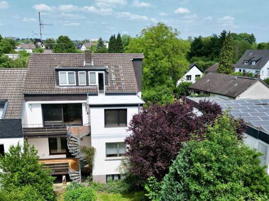 Mehrfamilienhaus zum Kauf 498.000 € 9 Zimmer 229 m² 796 m² Grundstück Kirchditmold Kassel 34130