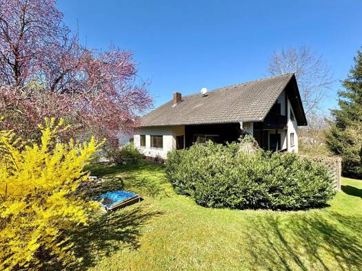 Einfamilienhaus zum Kauf 295.000 € 6 Zimmer 173 m² 1.134 m² Grundstück Forsthart Künzing 94550