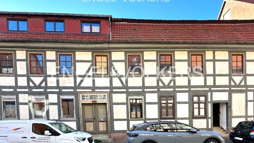 Reihenmittelhaus zum Kauf 75.000 € 20 Zimmer 354 m² 272 m² Grundstück Duderstadt 37115