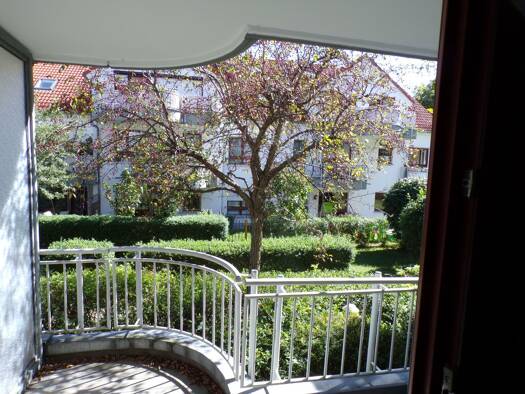 Wohnung zum Kauf 59.000 € 28,6 m² frei ab sofort Carl-Behrens-Straße 25 Bannewitz Bannewitz 01728