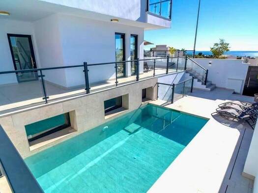 Villa zum Kauf - Erstbezug 789.000 € 3 Zimmer 166 m² 20 m² Grundstück Nerja 29780
