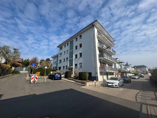 WG-Zimmer zum Kauf 275.000 € 2 Zimmer 61 m² Bergen-Enkheim Frankfurt am Main 60388