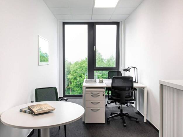 Bürofläche zur Miete provisionsfrei 549 € 8 m² Bürofläche Neufeldtstrasse 6 Ravensberg Kiel 24118