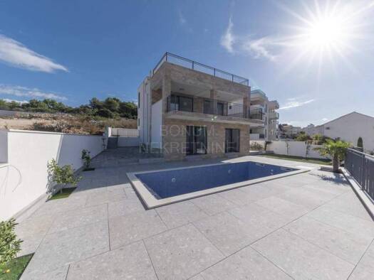 Haus zum Kauf 980.000 € 5 Zimmer 220 m² Ciovo, Trogir Trogir