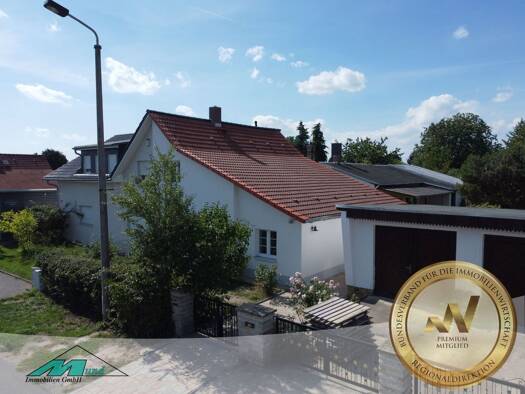 Doppelhaushälfte zur Miete 1.980 € 4,5 Zimmer 107 m² 980 m² Grundstück Mockau-Nord Leipzig 04357