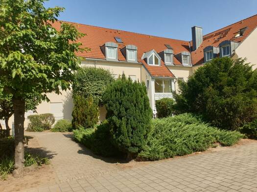 Wohnung zur Miete 430 € 2 Zimmer 42,7 m² frei ab 01.11.2026 Naundorfer Straße 52 b Coswig 01640