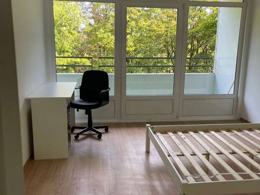 Wohnung zur Miete 950 € 1 Zimmer 100 m² Geschoss 1/8 frei ab sofort Bogenhausen München 81927