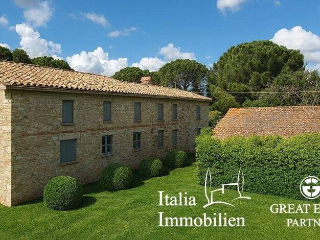 Bauernhaus zum Kauf 320.000 € 17 Zimmer 820 m² 10.000 m² Grundstück Perugia 06121