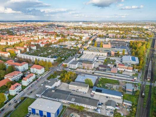 Sonstiges zur Miete 663 € 111,4 m² Stadtfeld West Magdeburg 39110