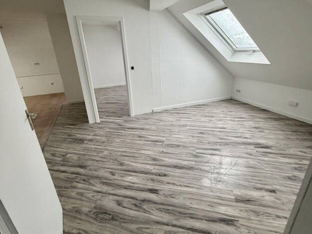 Wohnung zur Miete 800 € 5 Zimmer 85 m² Am Brögel 4 Barmen Wuppertal 42285