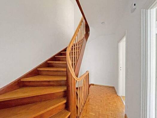 Reihenmittelhaus zum Kauf 1.985.000 € 5,5 Zimmer 153 m² 200 m² Grundstück Neuhausen-Nymphenburg München 80639