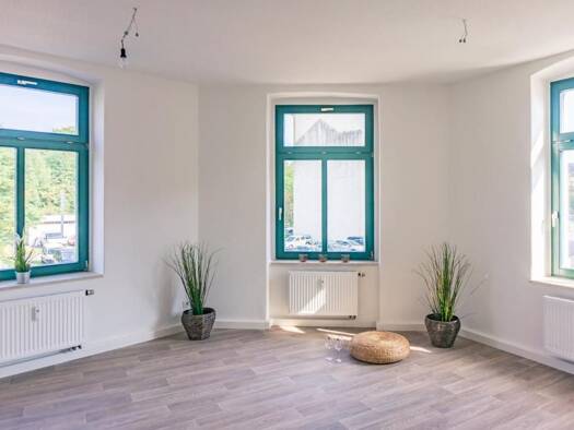 Wohnung zur Miete 361 € 3 Zimmer 73,2 m² 2. Geschoss frei ab 16.01.2027 Zwickauer Straße 207 Schönau Chemnitz 09116