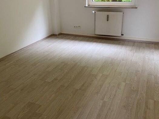 Wohnung zur Miete 433 € 3 Zimmer 69,4 m² EG Zeppelinstraße 82 Geisweid Siegen 57078