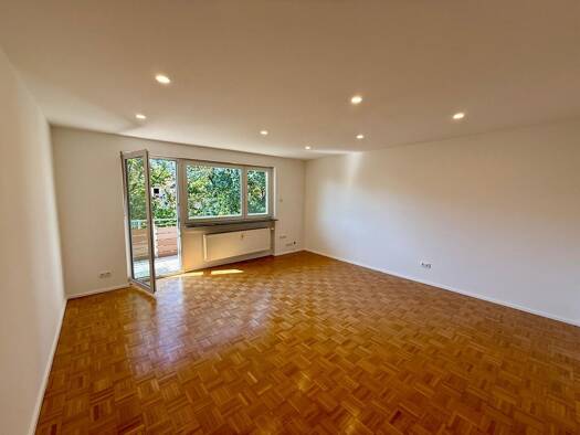 Wohnung zur Miete 975 € 3 Zimmer 75 m² Geschoss 3/4 frei ab sofort Paul-Eber-Straße 21 Kitzingen Kitzingen 97318