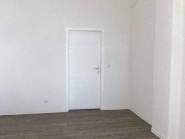 Wohnung zur Miete 442 € 2 Zimmer 69,1 m² 1. Geschoss frei ab 13.12.2025 Heimat-Privatstr. 2 Stadtfeld Ost Magdeburg 39108