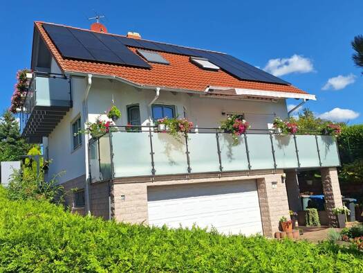 Einfamilienhaus zum Kauf provisionsfrei 549.000 € 5,5 Zimmer 136 m² 777 m² Grundstück Lauenhain Crimmitschau 08451