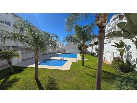 Haus zum Kauf 295.000 € 3 Zimmer 150 m² Estepona 29693