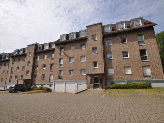 Studio zur Miete 225 € 1 Zimmer 35 m² frei ab sofort Suhl 98528