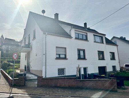 Mehrfamilienhaus zum Kauf 299.999 € 8 Zimmer 140 m²<br/>Wohnfläche 390 m²<br/>Grundstück Merzig Merzig 66663