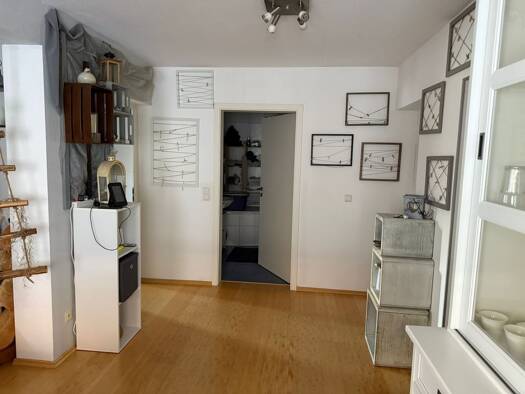 Terrassenwohnung zur Miete 1.200 € 3 Zimmer 134 m² Geschoss 2/3 frei ab 01.12.2025 Hauptstraße 19 Stetten Schwaigern 74193