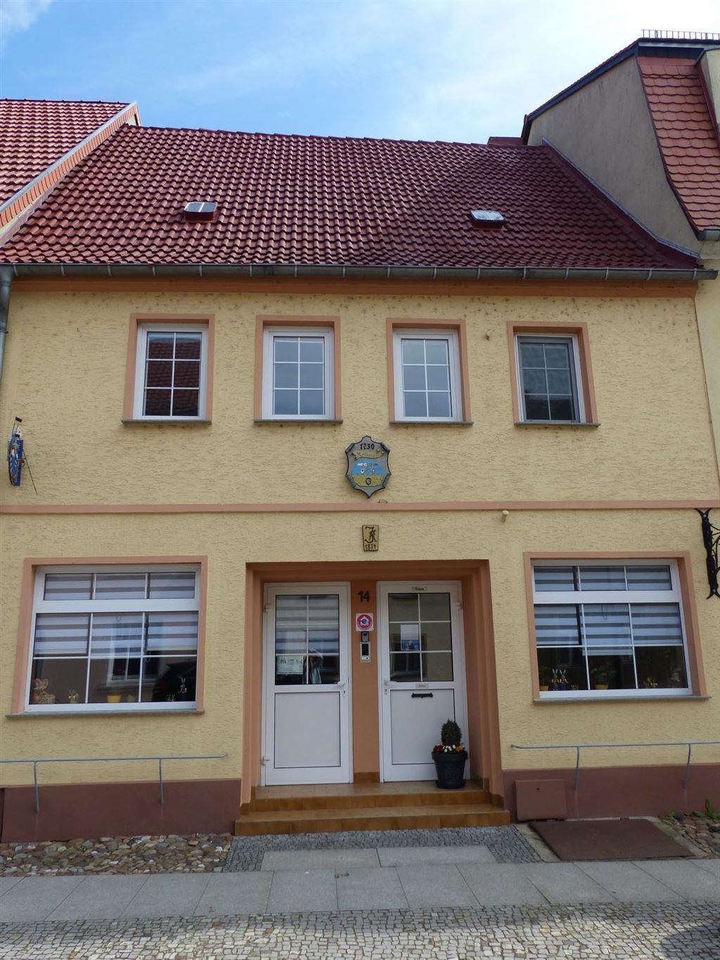 Hotel zum Kauf 247.000 € 10 Zimmer 295 m²<br/>Gastrofläche 300 m²<br/>Grundstück Mühlberg Mühlberg , Elbe 04931