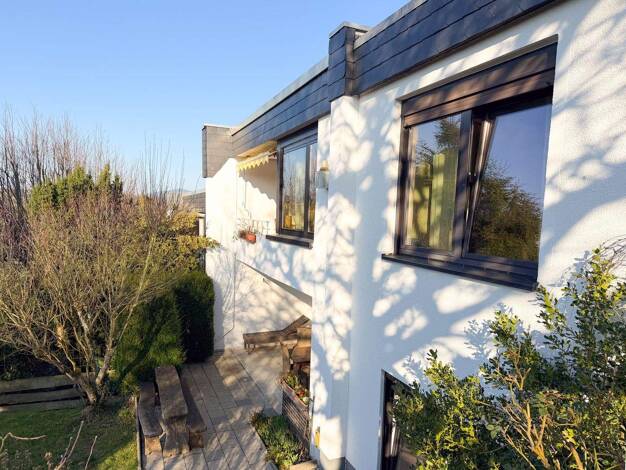 Einfamilienhaus zum Kauf 1.100.000 € 6 Zimmer 170 m² 588 m² Grundstück Neuenhain Bad Soden am Taunus 65812