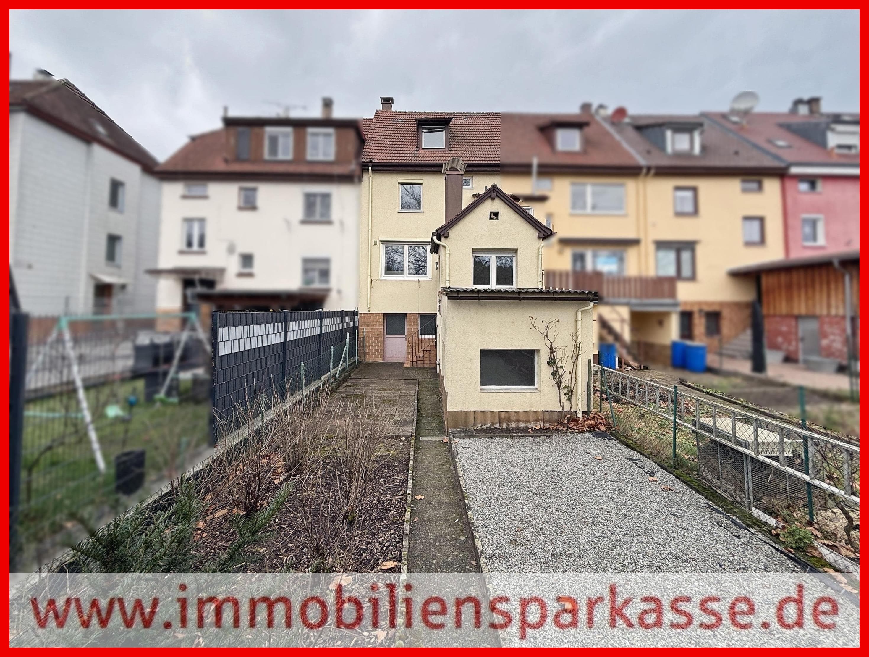 Reihenmittelhaus zum Kauf 199.000 € 6 Zimmer 88,6 m²<br/>Wohnfläche 142 m²<br/>Grundstück ab sofort<br/>Verfügbarkeit Eutingen - Stadtviertel 152 Pforzheim 75181