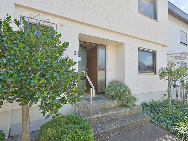 Reihenmittelhaus zum Kauf 510.000 € 6,5 Zimmer 156 m² 222 m² Grundstück Pfuhl Neu-Ulm 89233