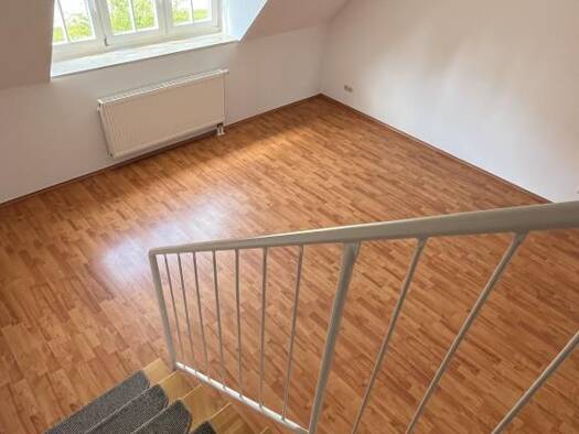 Wohnung zur Miete 595 € 3 Zimmer 78,9 m² Dachgeschoss, 2. Geschoss Am Schloß 9 Ammelshain Naunhof 04683