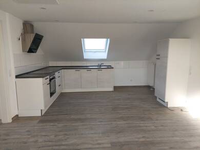 Wohnung zur Miete 1.000 € 3 Zimmer 94 m² Geschoss 2/2 frei ab sofort Tiefenbronn Tiefenbronn 75233