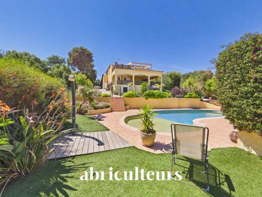 Haus zum Kauf 898.000 € 140 m² 1.180 m² Grundstück Le Fort Six-Fours-les-Plages 83140