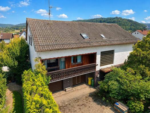 Einfamilienhaus zum Kauf 129.000 € 7 Zimmer 212,7 m² 327 m² Grundstück Mitwitz Mitwitz 96268
