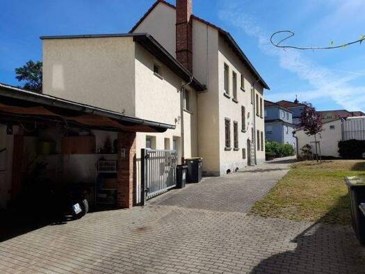 Haus zum Kauf 196 m² 896 m² Grundstück Ostviertel Gera 07545