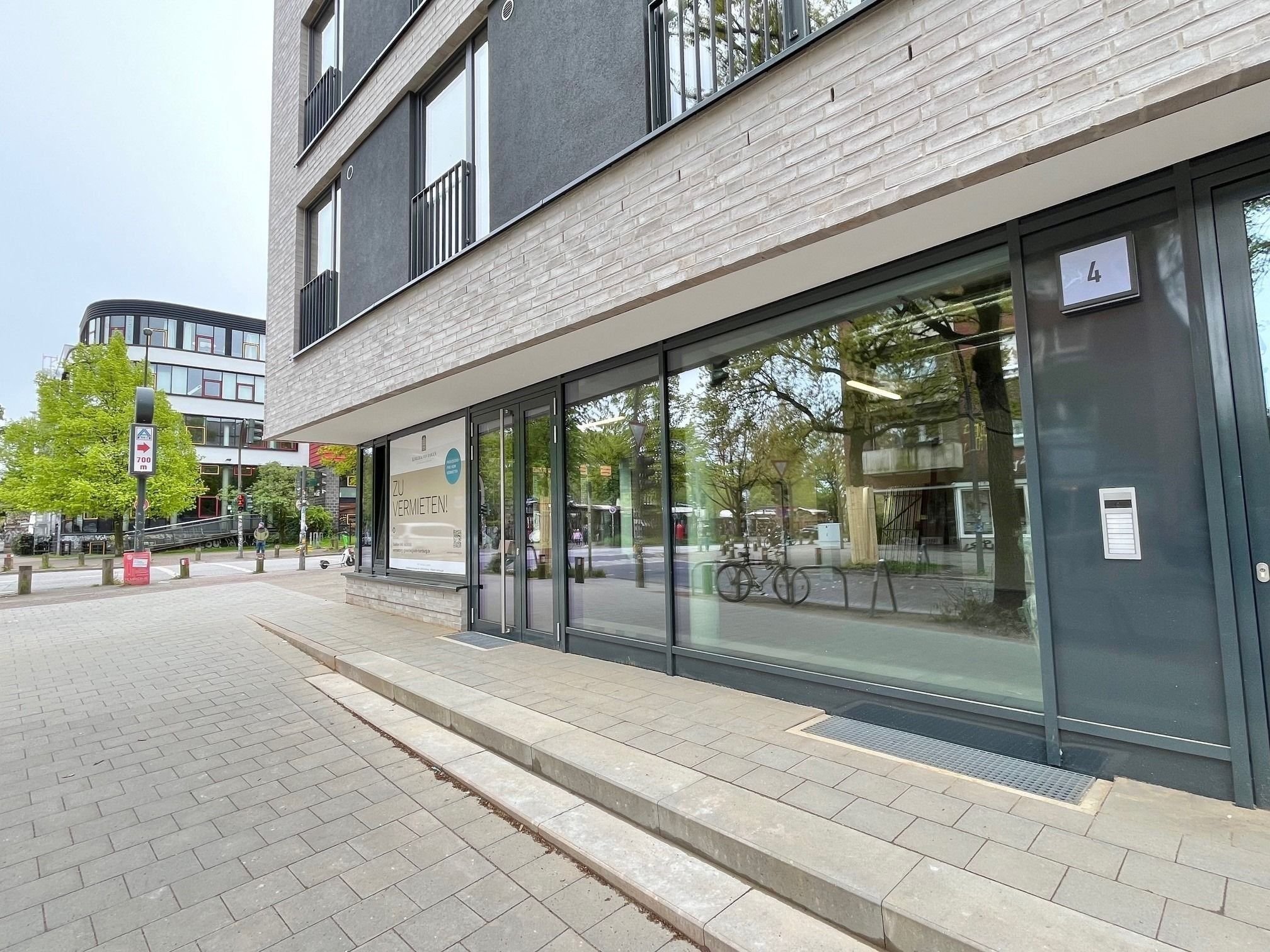 Laden zum Kauf provisionsfrei 590.000 € 91,9 m²<br/>Verkaufsfläche Langenfelder Straße 4 Altona - Nord Hamburg 22769