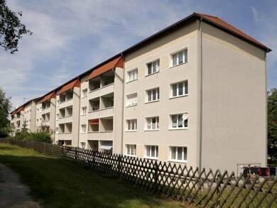 Wohnung zur Miete 312 € 2 Zimmer 48 m² 3. Geschoss Eptinger Rain 75 Mücheln Mücheln 06249