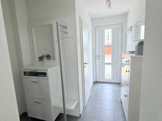 Reihenhaus zum Kauf provisionsfrei 549.000 € 4 Zimmer 136 m² 140 m² Grundstück Adelsdorf 91325