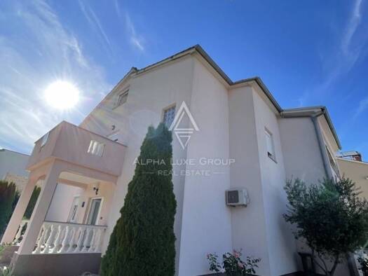 Haus zum Kauf 780.000 € 9 Zimmer 370 m² Funtana Funtana