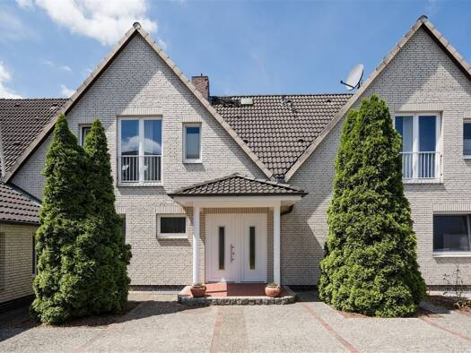 Wohn- und Geschäftshaus zum Kauf als Kapitalanlage geeignet 1.955.000 € 499 m² 1.909 m² Grundstück Schenefeld , Bz Hamburg 22869