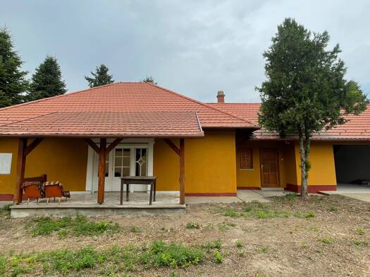 Bungalow zum Kauf provisionsfrei 115.000 € 3 Zimmer 120 m² 5.000 m² Grundstück frei ab sofort Kadarkút 8700
