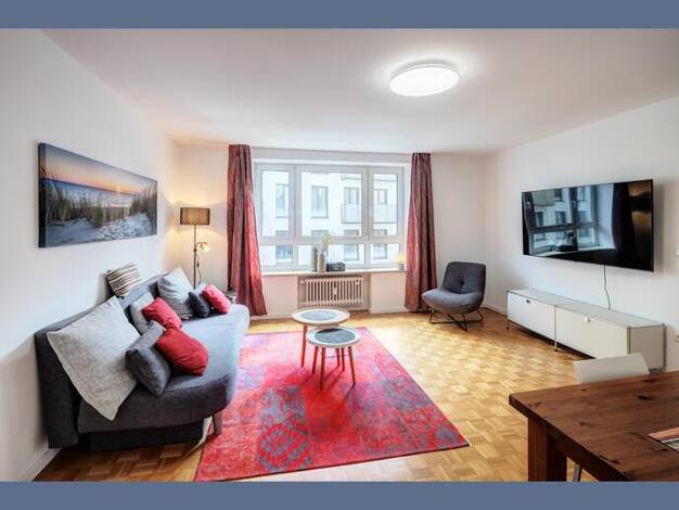 Wohnung zur Miete Wohnen auf Zeit 3.100 € 2 Zimmer 71 m² frei ab 01.09.2025 Altstadt-Lehel München 80538