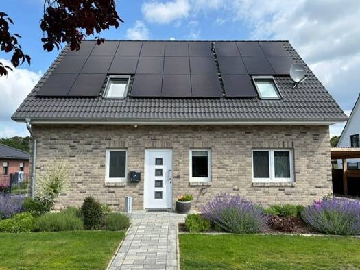 Einfamilienhaus zum Kauf - Erstbezug 488.500 € 5 Zimmer 128 m² 677 m² Grundstück Hänigsen Uetze 31311