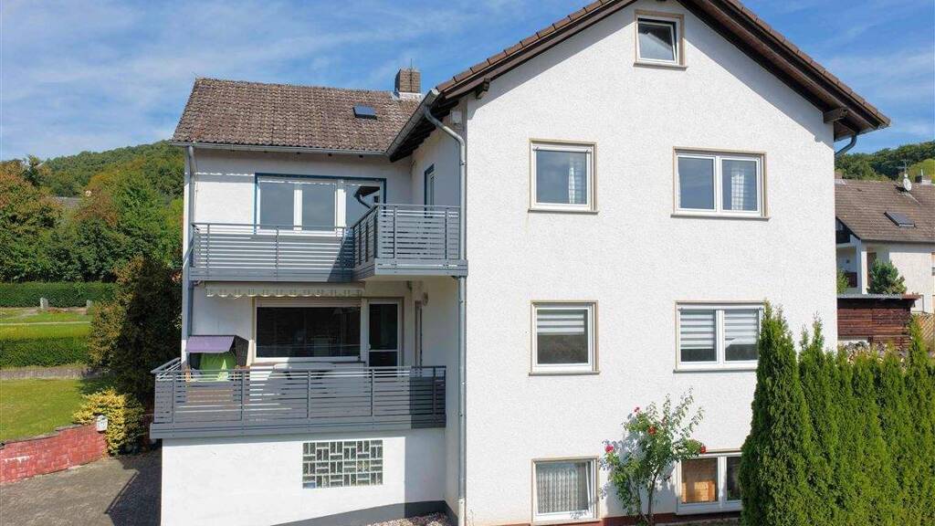Mehrfamilienhaus zum Kauf 235.000 € 6 Zimmer 240 m² 1.038 m² Grundstück frei ab sofort Motzenrode Meinhard 37276